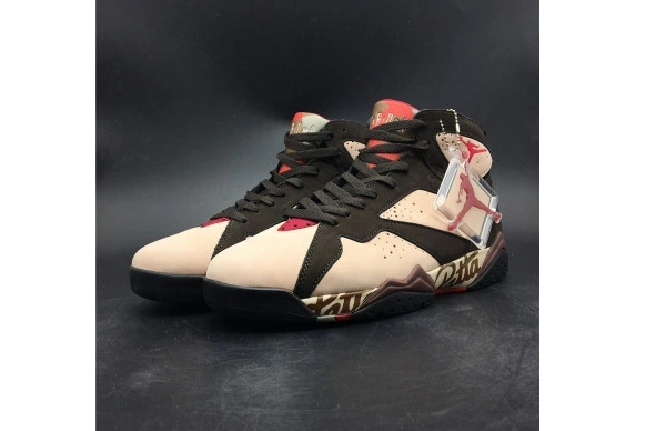 Patta Jordan 7 AT3375-200 Shimmer  AT3375-200 Retro 0519